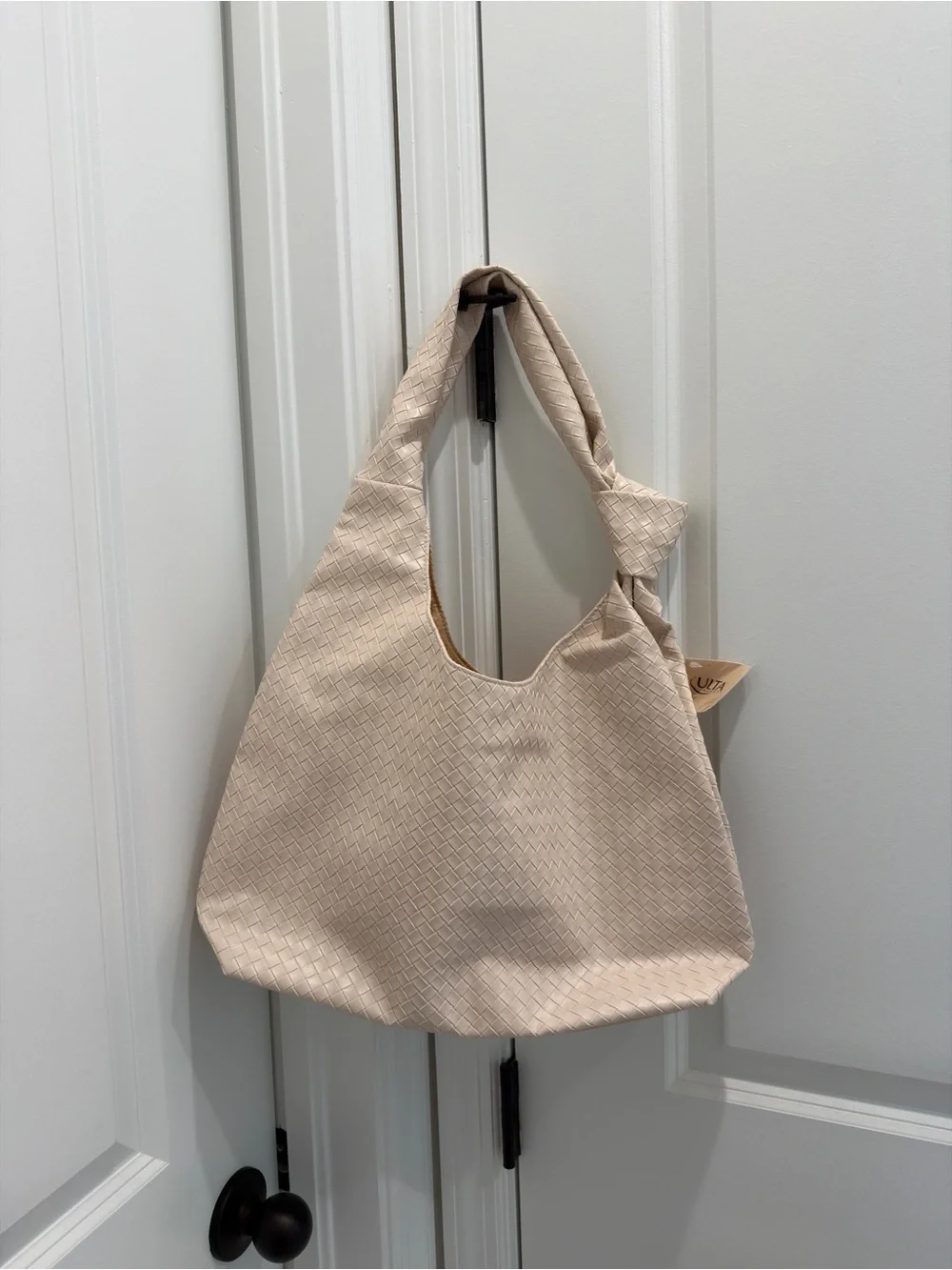 Woven Hobo Shoulder Bag in Cream
